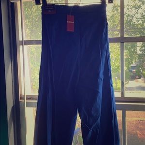 Super stretch pull on capris